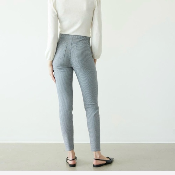 Reitman’s Dark grey Legging pants - Picture 3 of 9